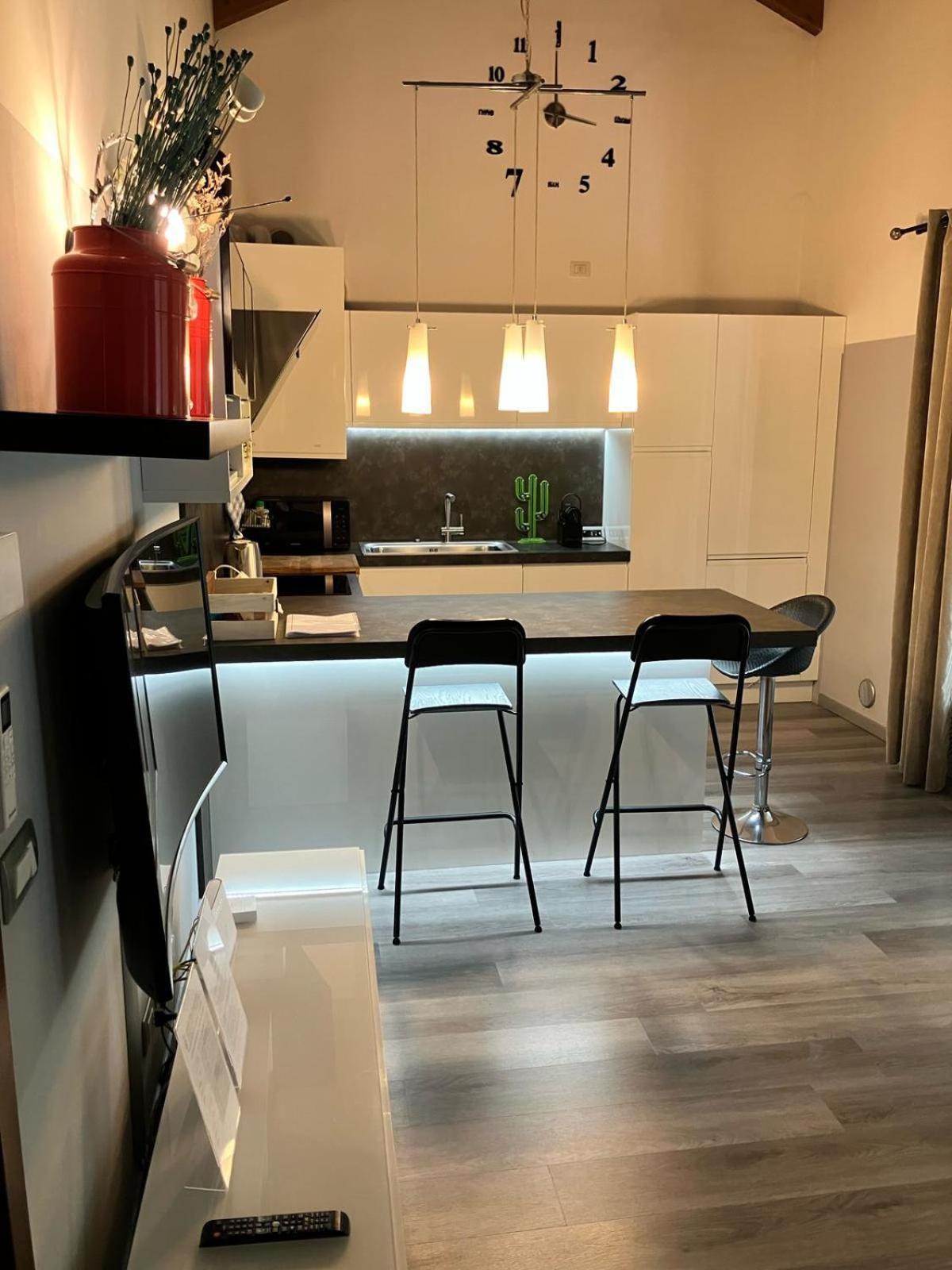 Benvenuti In Casa Peluca! Lejlighed Mestre Eksteriør billede